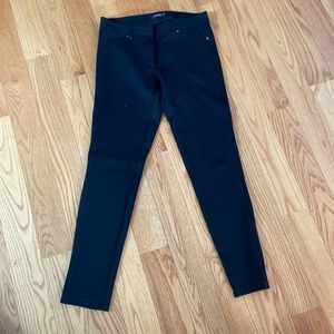 J McLaughlin black pants in size 2